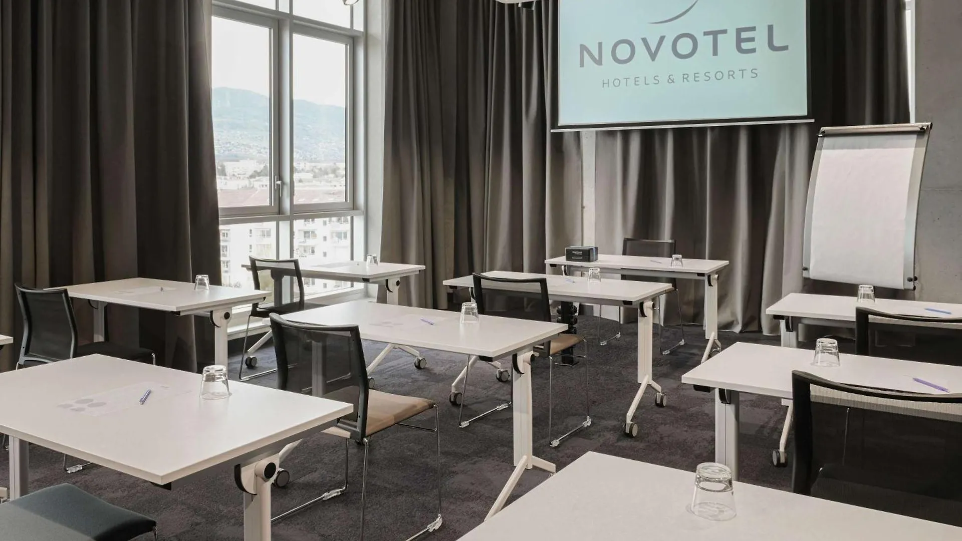 Novotel Annemasse Centre - Porte De Geneve מלון