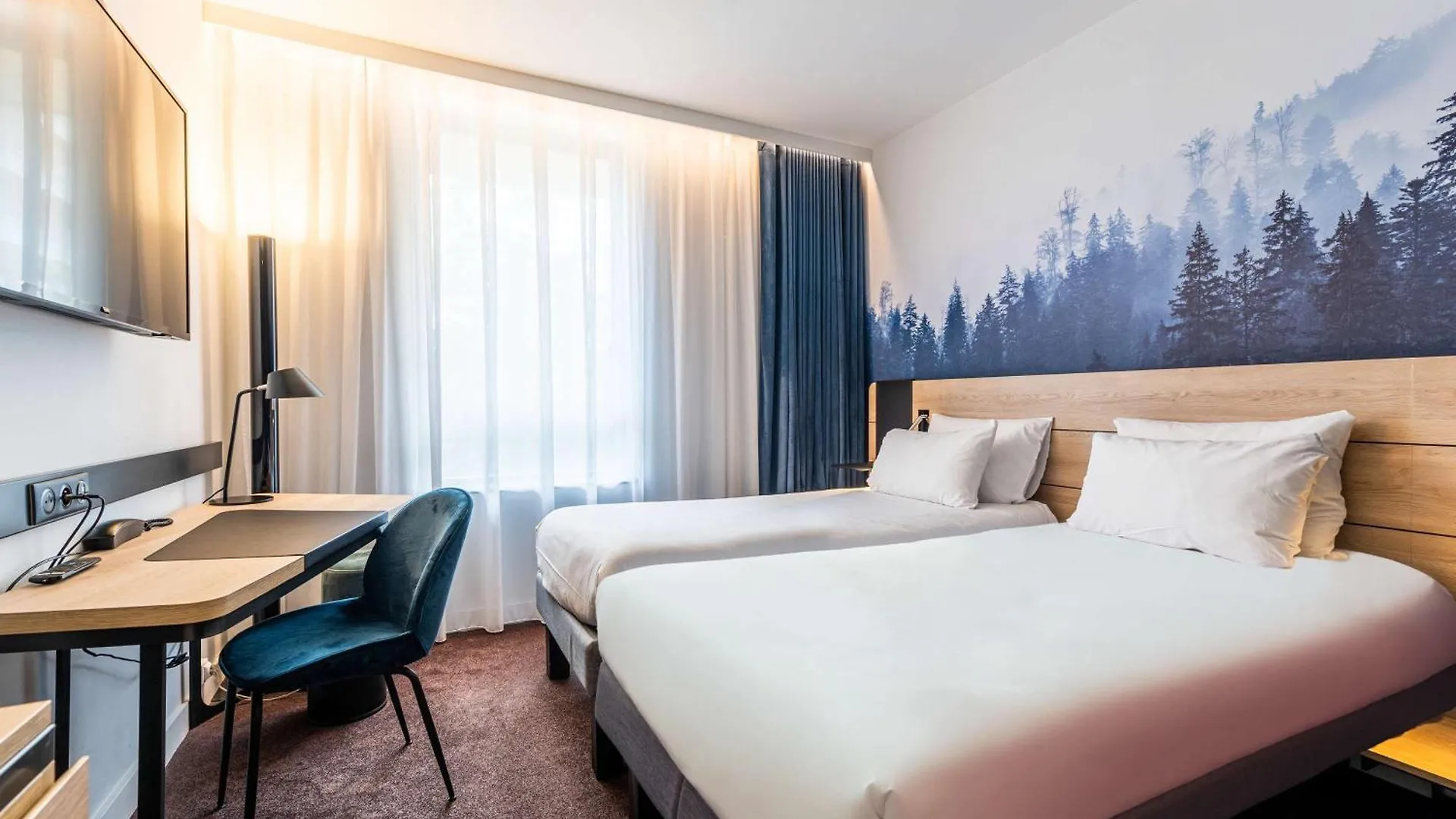 Novotel Annemasse Centre - Porte De Geneve 4*,