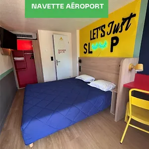 Premiere Classe Marseille Aéroport Hotel Vitrolles (Bouches-du-Rhone)
