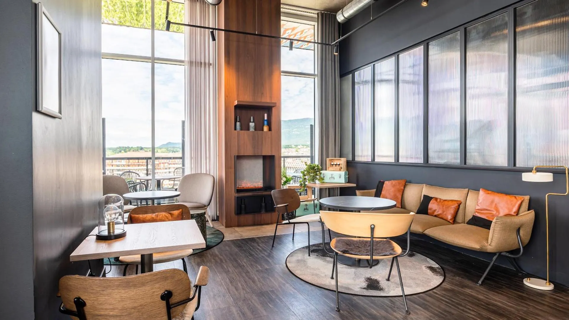 Novotel Annemasse Centre - Porte De Geneve Hotel